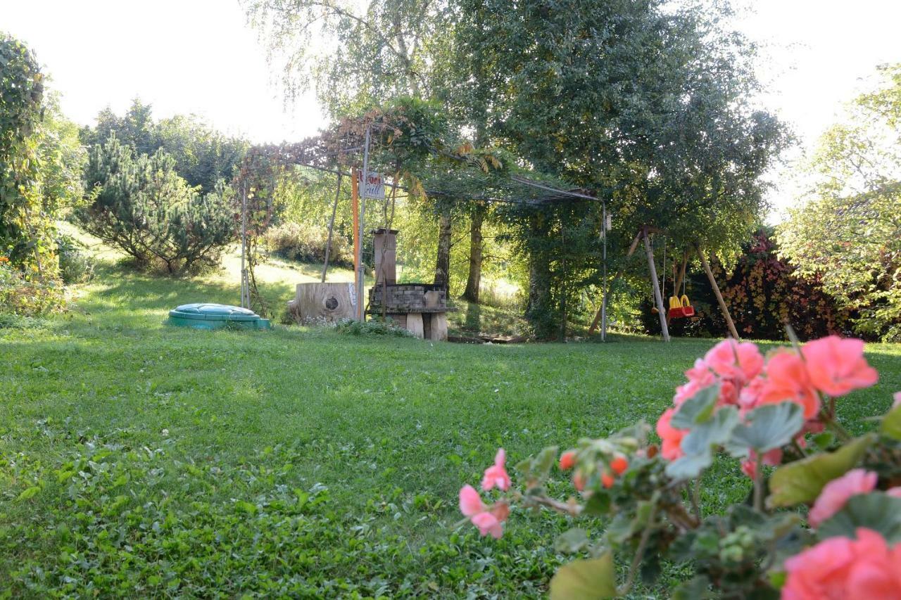 Casa Vacanze Dos De Lore - Relax A Due Passi Da Tovel トゥエンノ エクステリア 写真
